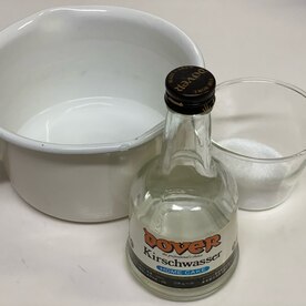 キルシュの香りのケーキシロップ レシピ 作り方 By チコさんの台所 楽天レシピ キルシュの香りのケーキシロップ レシピ 作り方 By チコさんの台所 楽天レシピ